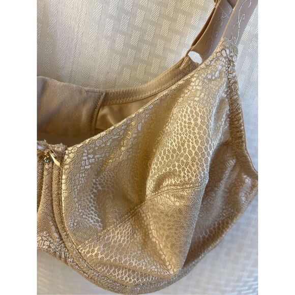 Lilyette 40D Wire Bra Biege shiny mesh 3 hooks adj strap - Picture 3 of 6